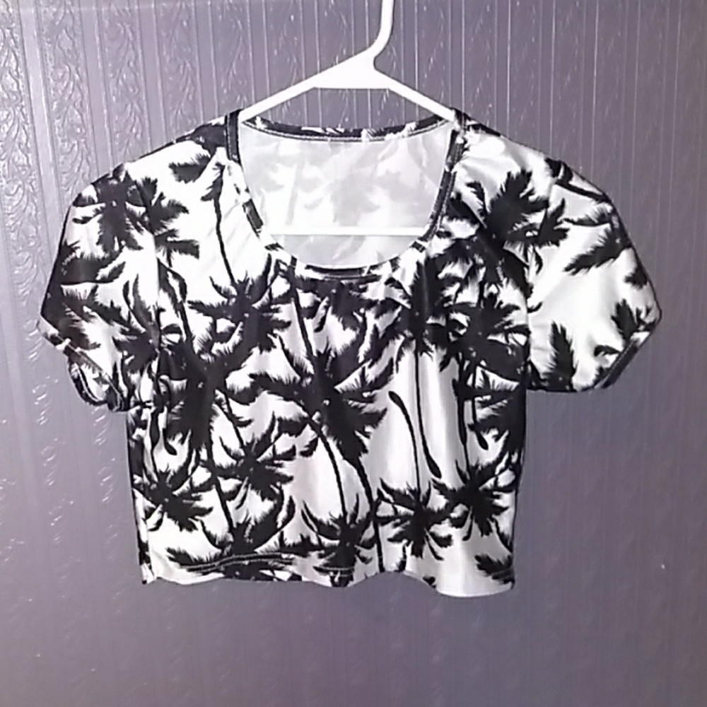 Crop top with palm trees